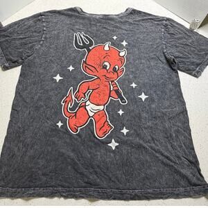 HUSTLE Men's T-shirt Size XL Hot Stuff the Little Devil